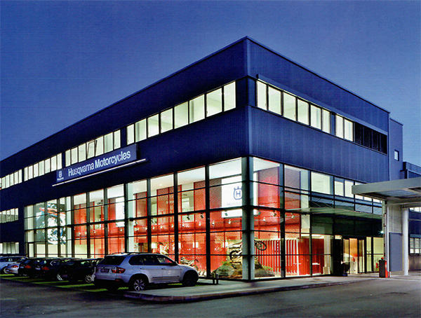 Husqvarna摩托車(chē)展廳設(shè)計(jì)