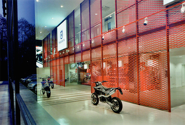 Husqvarna摩托車(chē)展廳設(shè)計(jì)